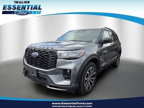 Used 2025 Ford Explorer ST-Line AWD/4WD image 1