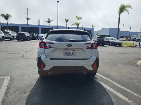 Used 2024 Subaru Crosstrek 2.0i Premium AWD/4WD image 13