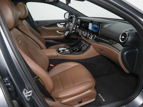 Used 2020 Mercedes-Benz E 63 AMG S image 2