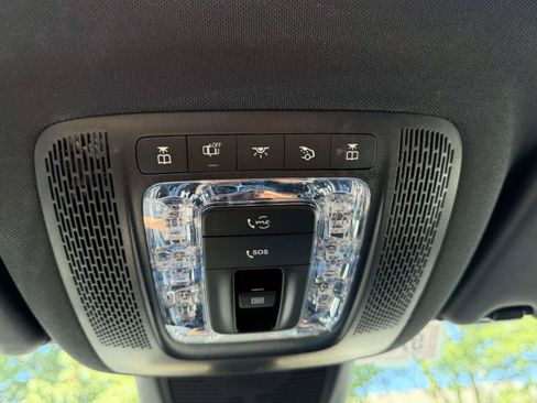 Used 2023 Mercedes-Benz GLS 450 4MATIC image 29