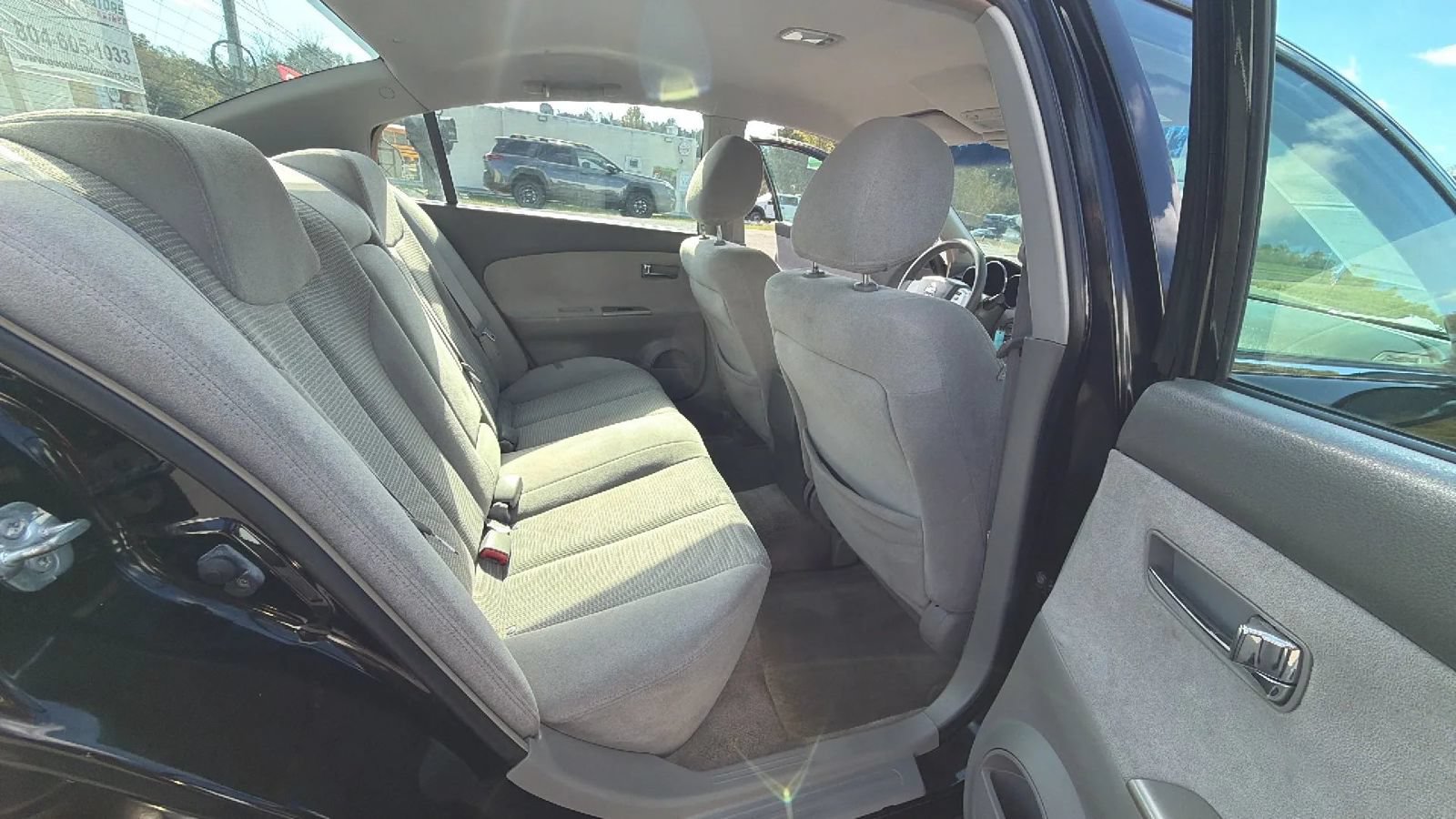 Used 2005 Nissan Altima 2.5 S w/ (S02) Side Airbags Pkg FWD image 34