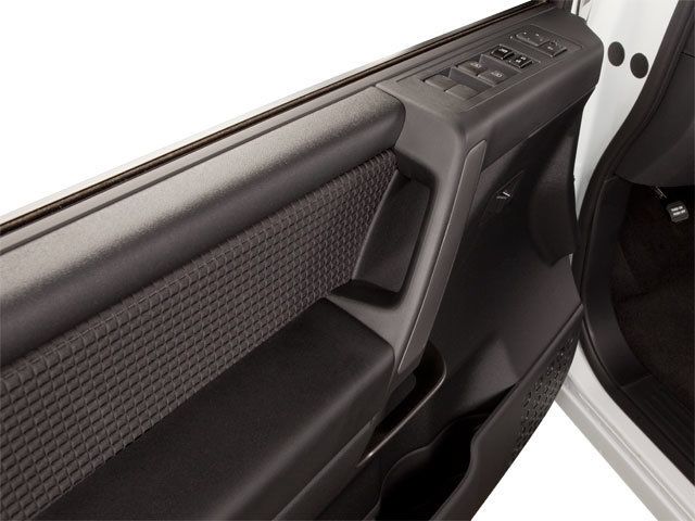 Used 2010 Nissan Titan XE w/ XE Popular Equipment Pkg RWD image 10