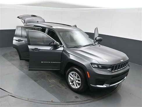 New 2025 Jeep Grand Cherokee L Laredo image 52