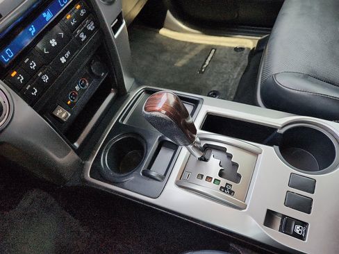 Used 2014 Toyota 4Runner Limited RWD image 20