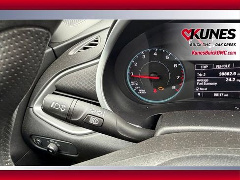 Used 2023 Chevrolet Malibu LT w/ Driver Confidence Package FWD image 15