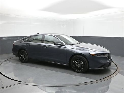 New 2025 Honda Accord SE image 17