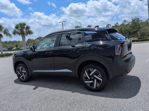 New 2026 Nissan Kicks SV FWD image 7