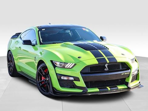 Used 2020 Ford Mustang Shelby GT500 w/ Technology Package RWD image 2