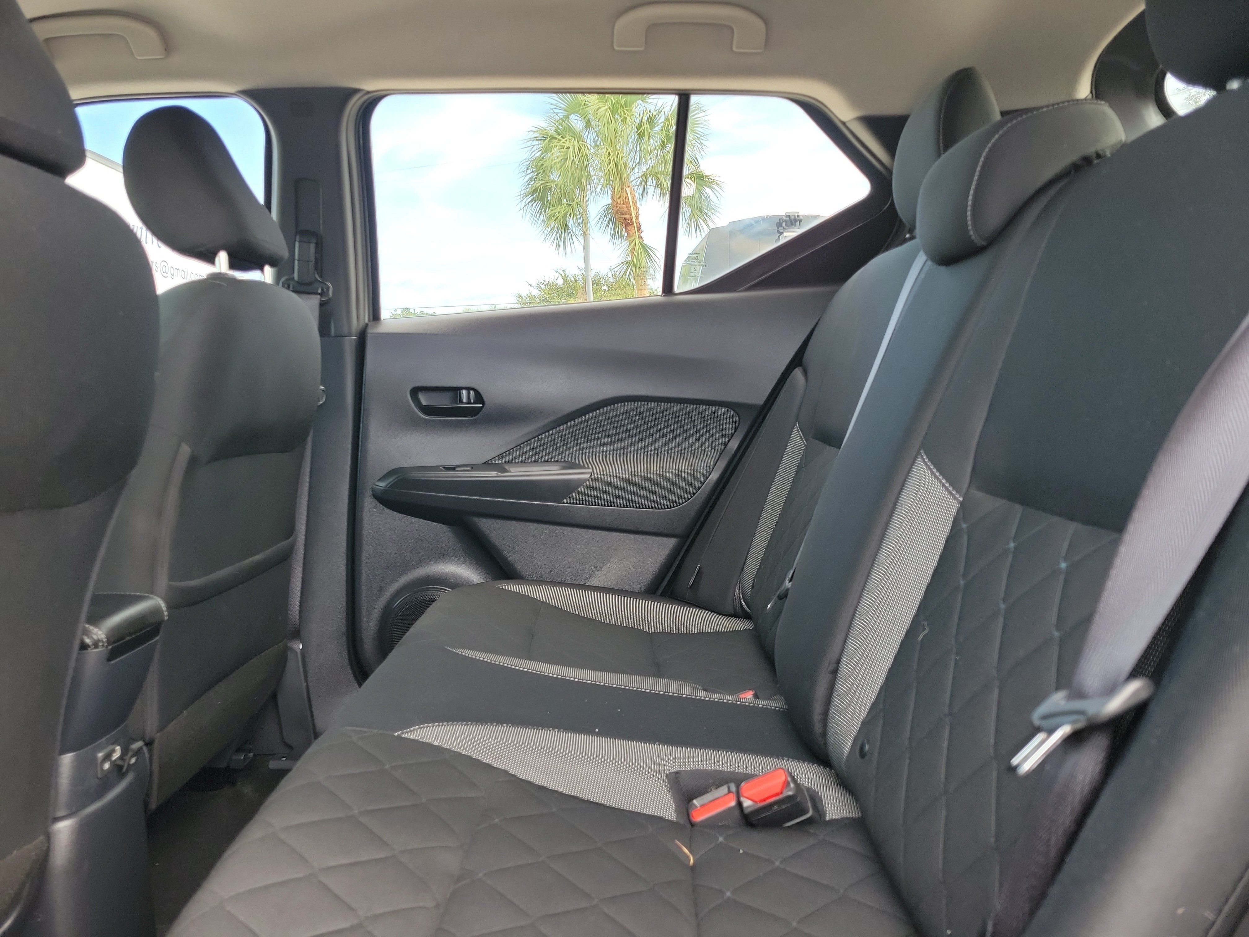 Used 2020 Nissan Kicks S FWD image 14