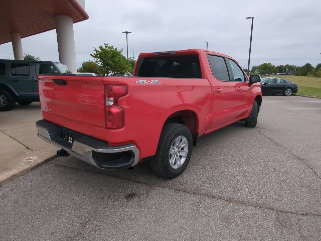 Used 2025 Chevrolet Silverado 1500 LT AWD/4WD image 32