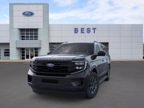 New 2025 Ford Expedition Max Active image 2