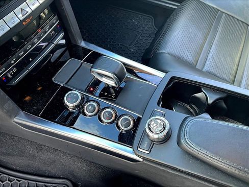 Used 2014 Mercedes-Benz E 63 AMG 4MATIC Sedan image 13
