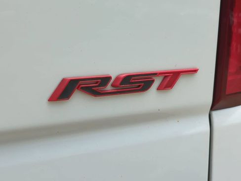 Used 2021 Chevrolet Silverado 1500 RST RWD image 6