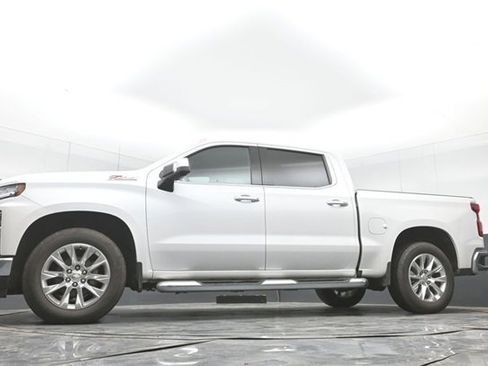 Used 2019 Chevrolet Silverado 1500 LTZ w/ LTZ Plus Package image 43