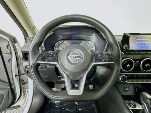 Used 2020 Nissan Sentra S image 15