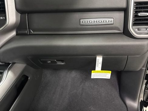 New 2026 RAM 1500 4x4 Crew Cab image 18