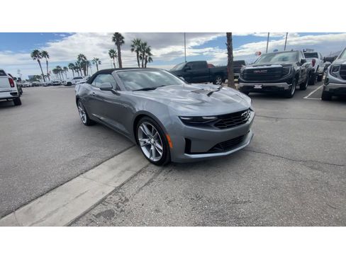 Used 2021 Chevrolet Camaro LT w/ Technology Package image 2