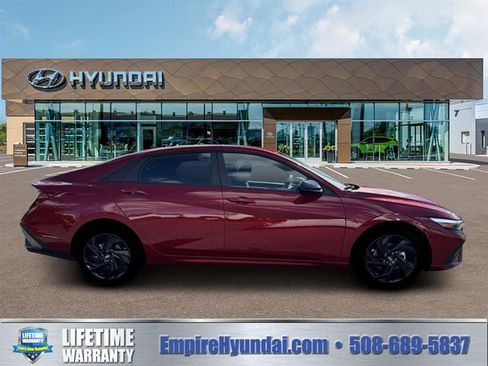 New 2026 Hyundai Elantra Sport image 9