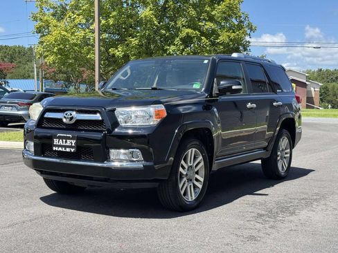 Used 2013 Toyota 4Runner Limited AWD/4WD image 25