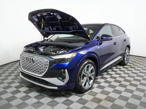 New 2026 Audi Q4 e-tron Premium image 33