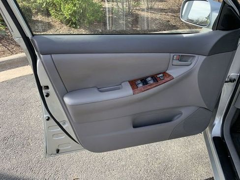 Used 2004 Toyota Corolla CE image 17