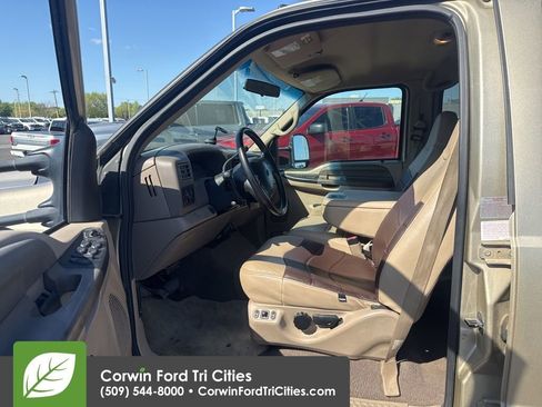 Used 2000 Ford F350 4x4 Crew Cab DRW Super Duty image 4