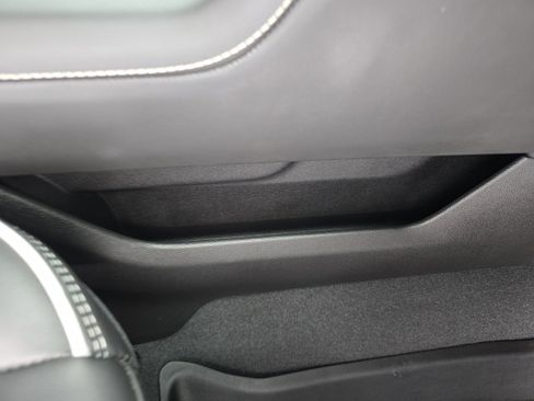 Used 2024 GMC Sierra 2500 AT4X image 12