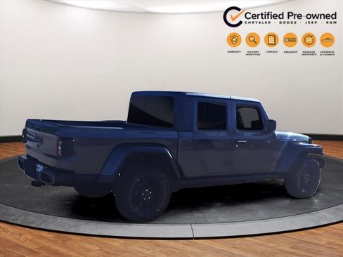 Used 2024 Jeep Gladiator Sport image 18
