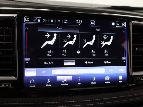 Used 2023 Chrysler Pacifica Limited FWD image 52
