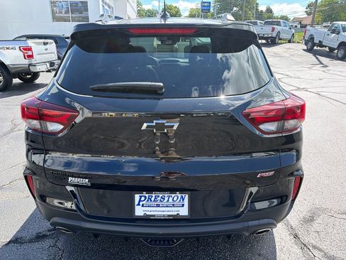 Used 2023 Chevrolet TrailBlazer RS w/ Sun and Liftgate Package AWD/4WD image 7