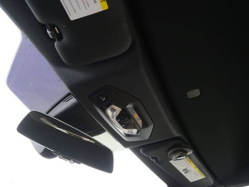 Certified 2024 BMW 430i Convertible w/ Convenience Package image 15