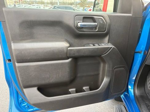 Used 2022 Chevrolet Silverado 1500 Custom image 23