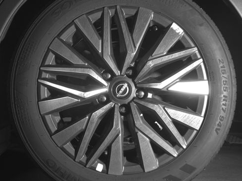 Used 2025 Nissan Altima 2.5 SV image 14