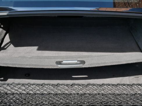Used 2007 Cadillac XLR RWD image 12