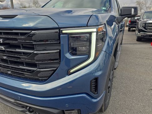 New 2026 GMC Sierra 1500 Elevation w/ Elevation Premium Package image 10