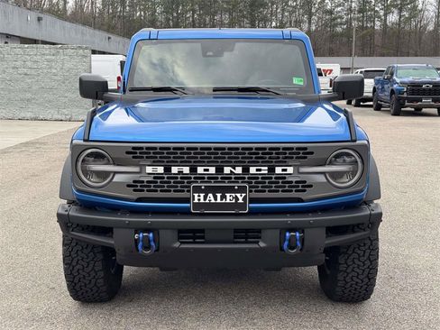 Used 2024 Ford Bronco Badlands image 25