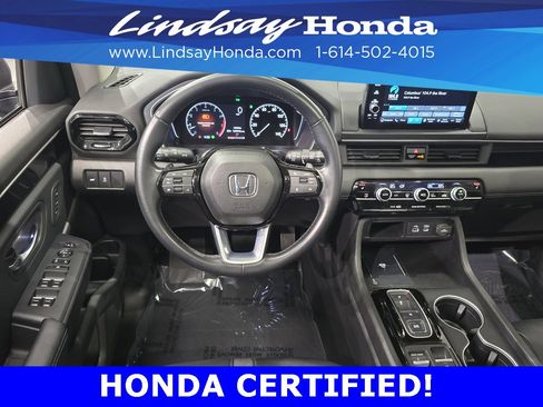 Used 2023 Honda Pilot Touring image 12