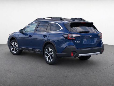 Used 2020 Subaru Outback Limited w/ Popular Package #2 AWD/4WD image 3