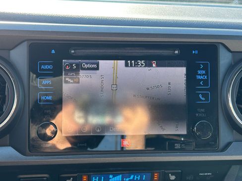 Certified 2019 Toyota Tacoma TRD Off-Road image 21