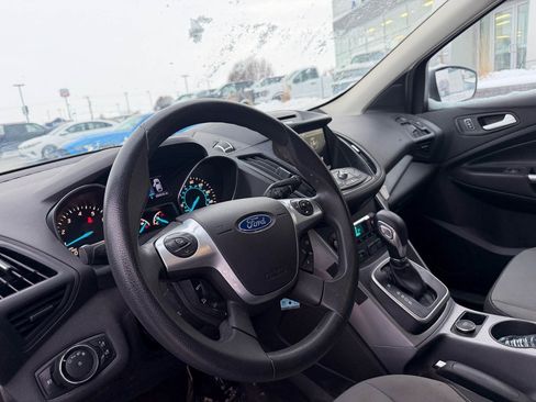Used 2014 Ford Escape SE w/ Equipment Group 201A image 8