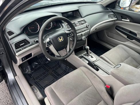 Used 2012 Honda Accord LX image 17