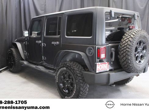 Used 2018 Jeep Wrangler Unlimited Sport S AWD/4WD image 15