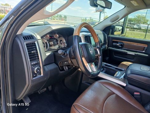 Used 2016 RAM 1500 Laramie Longhorn w/ Convenience Group AWD/4WD image 7