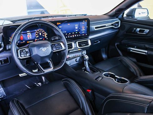 Used 2025 Ford Mustang Premium RWD image 12