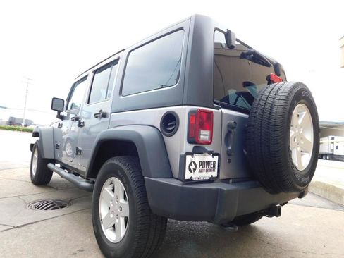 Used 2014 Jeep Wrangler Unlimited Sport w/ Quick Order Package 24S AWD/4WD image 2