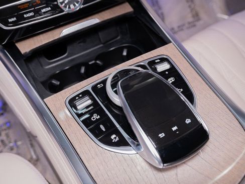 Certified 2022 Mercedes-Benz G 63 AMG 4MATIC image 24