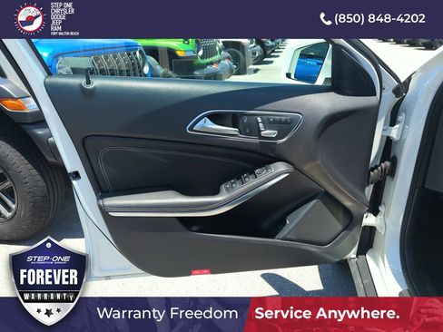 Used 2020 Mercedes-Benz GLA 250 image 17