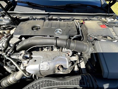 Certified 2023 Mercedes-Benz CLA 250 4MATIC image 9