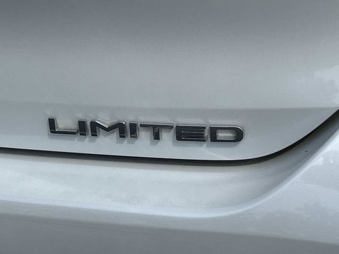 New 2026 Toyota Highlander Limited AWD/4WD image 12