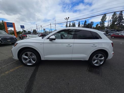 Used 2022 Audi Q5 2.0T Premium Plus w/ Premium Plus Package AWD/4WD image 4